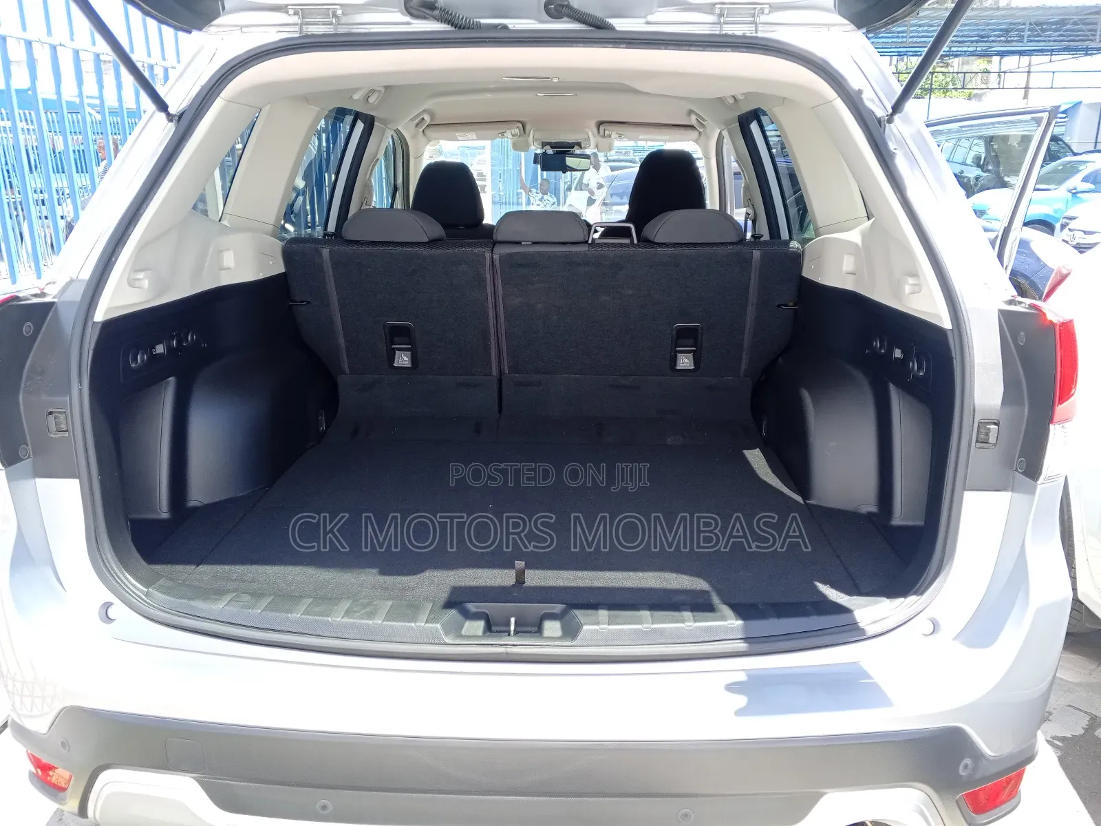 Subaru Forester 2019 Silver