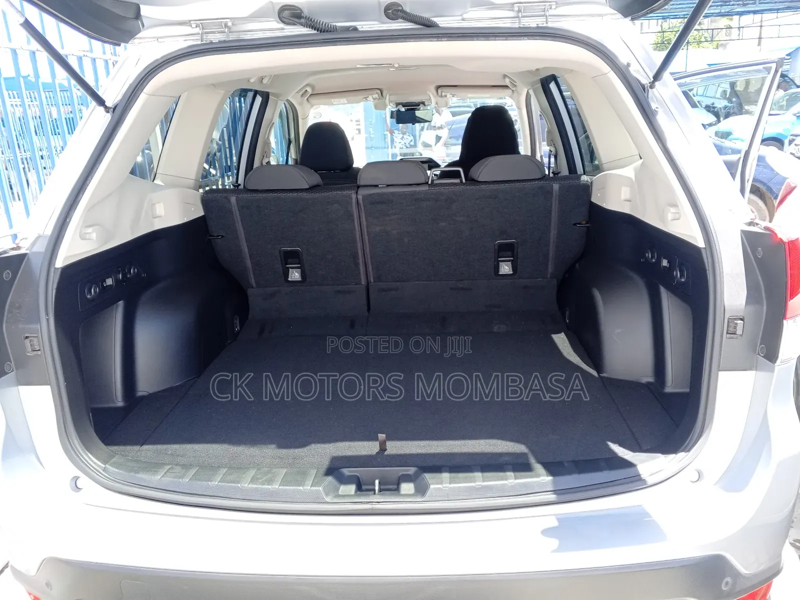 Subaru Forester 2019 Silver