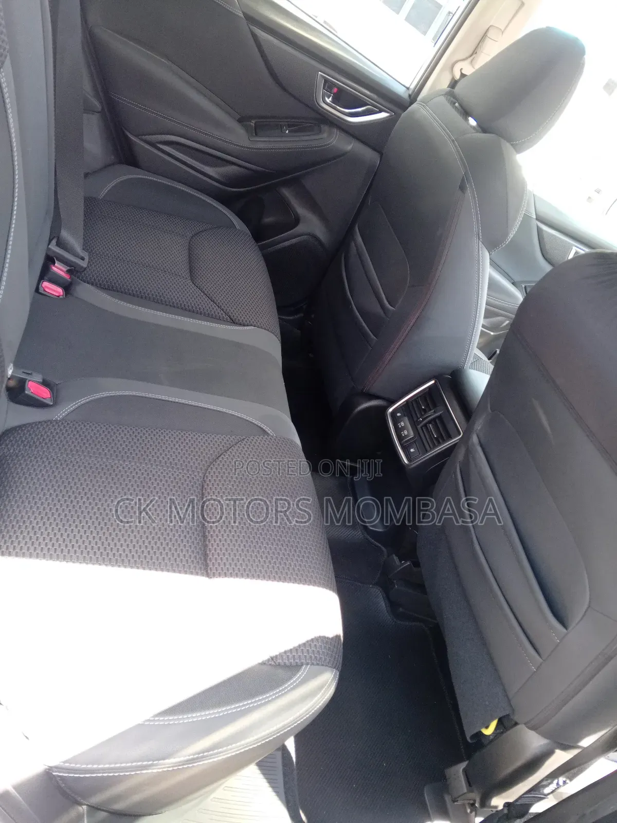 Subaru Forester 2019 Silver