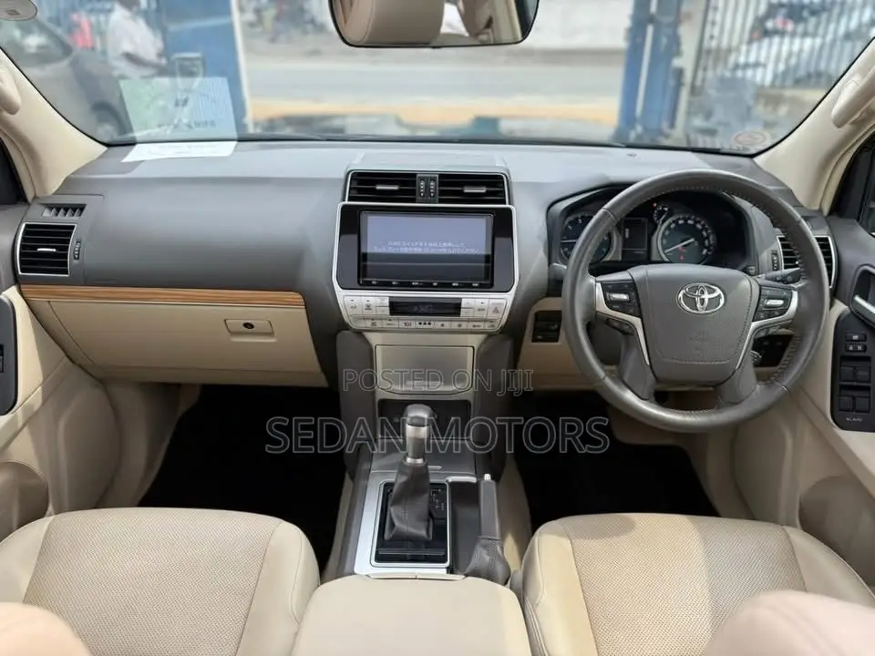 Toyota Land Cruiser 2019 Matt Black