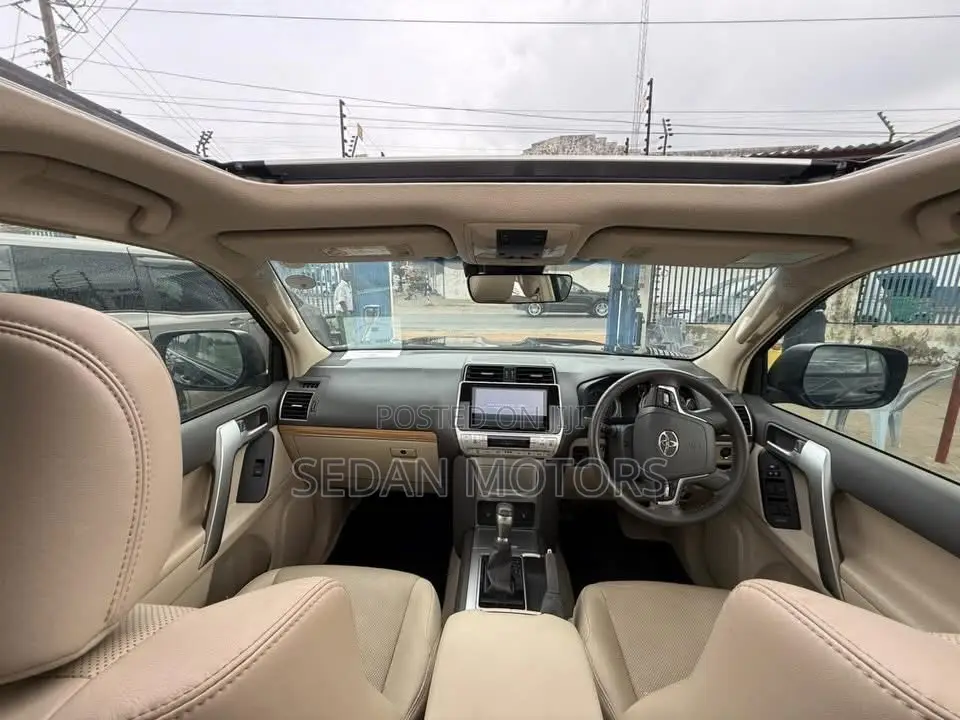 Toyota Land Cruiser 2019 Matt Black