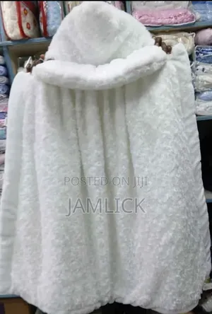 Babies Hooded Shawl –Kk