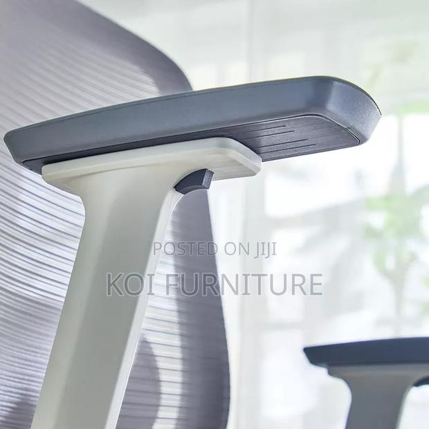Office Chairs; High Back Classic Ergonomic Made White Office Seat - thumbnail 3