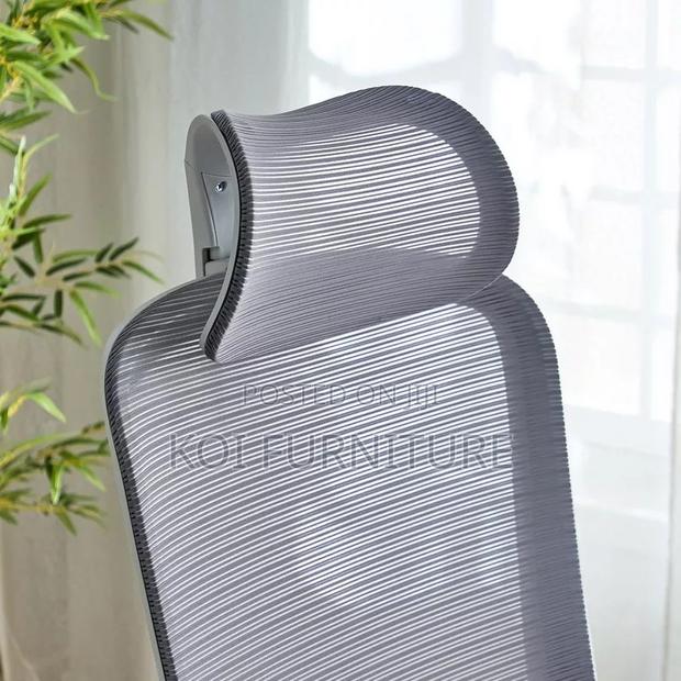 Office Chairs; High Back Classic Ergonomic Made White Office Seat - thumbnail 7