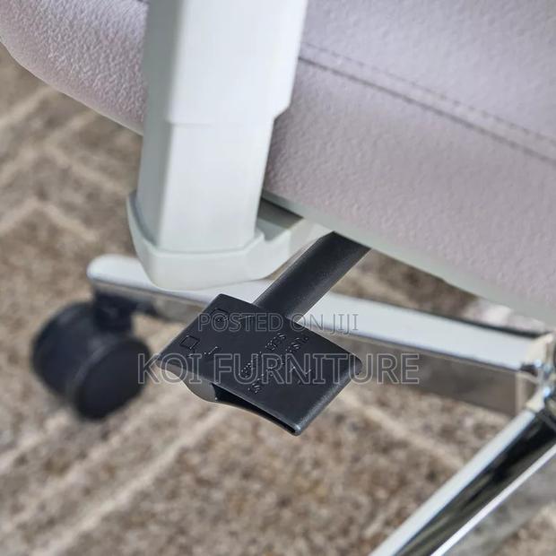 Office Chairs; High Back Classic Ergonomic Made White Office Seat - thumbnail 8