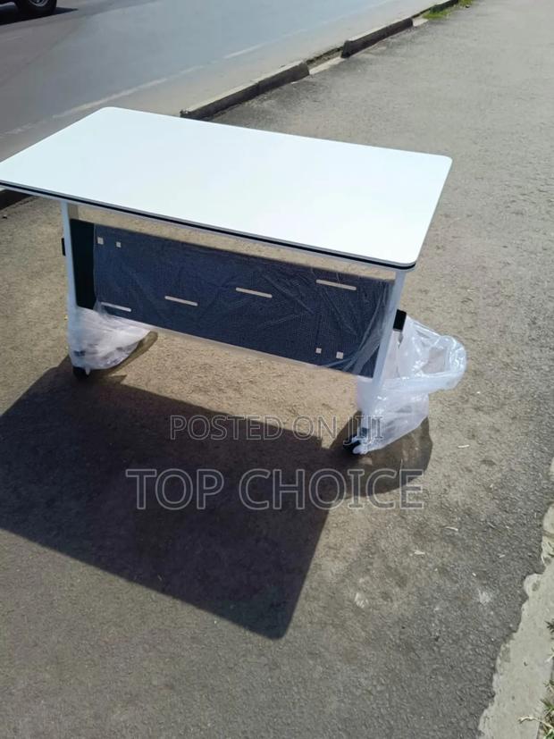 Foldable Training Table