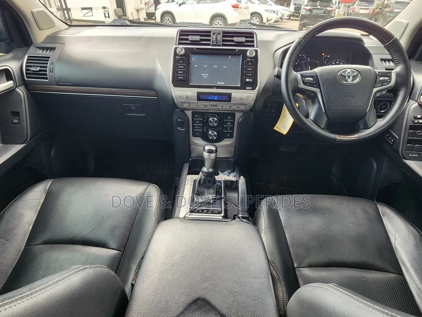Toyota Land Cruiser Prado 3.0 190hp 2018 Gold