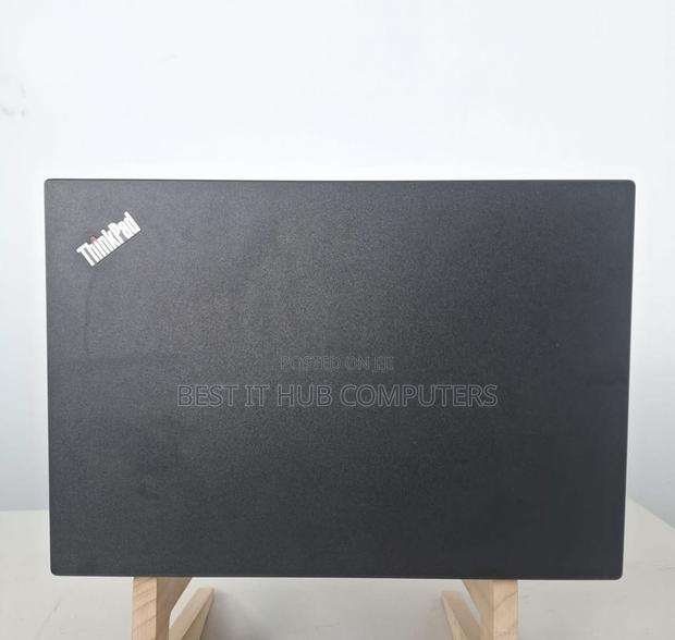 Laptop Lenovo ThinkPad t495s 8GB AMD Ryzen 5 SSD 256GB - thumbnail 2