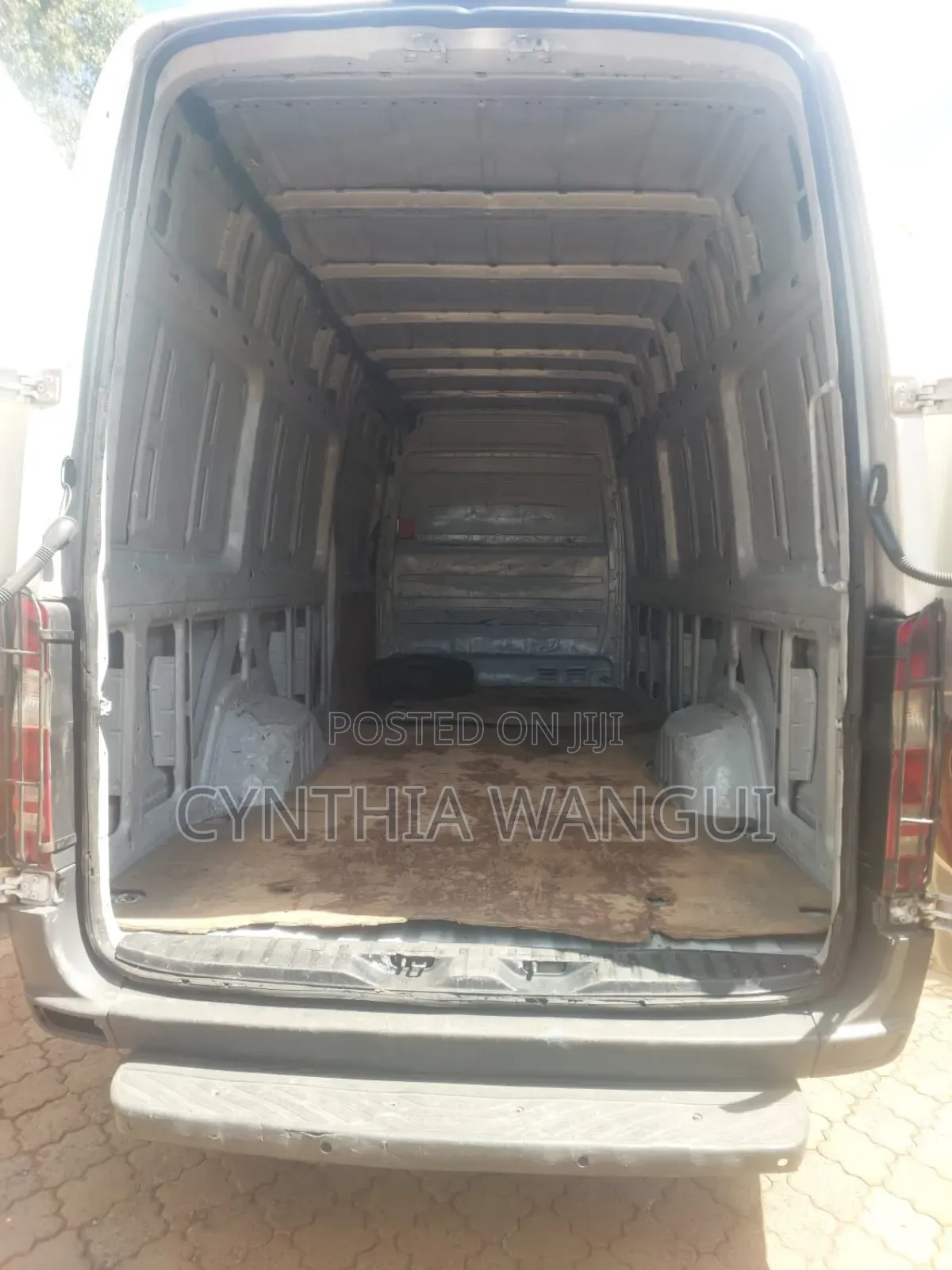 Mercedes-Benz Sprinter 2013 White