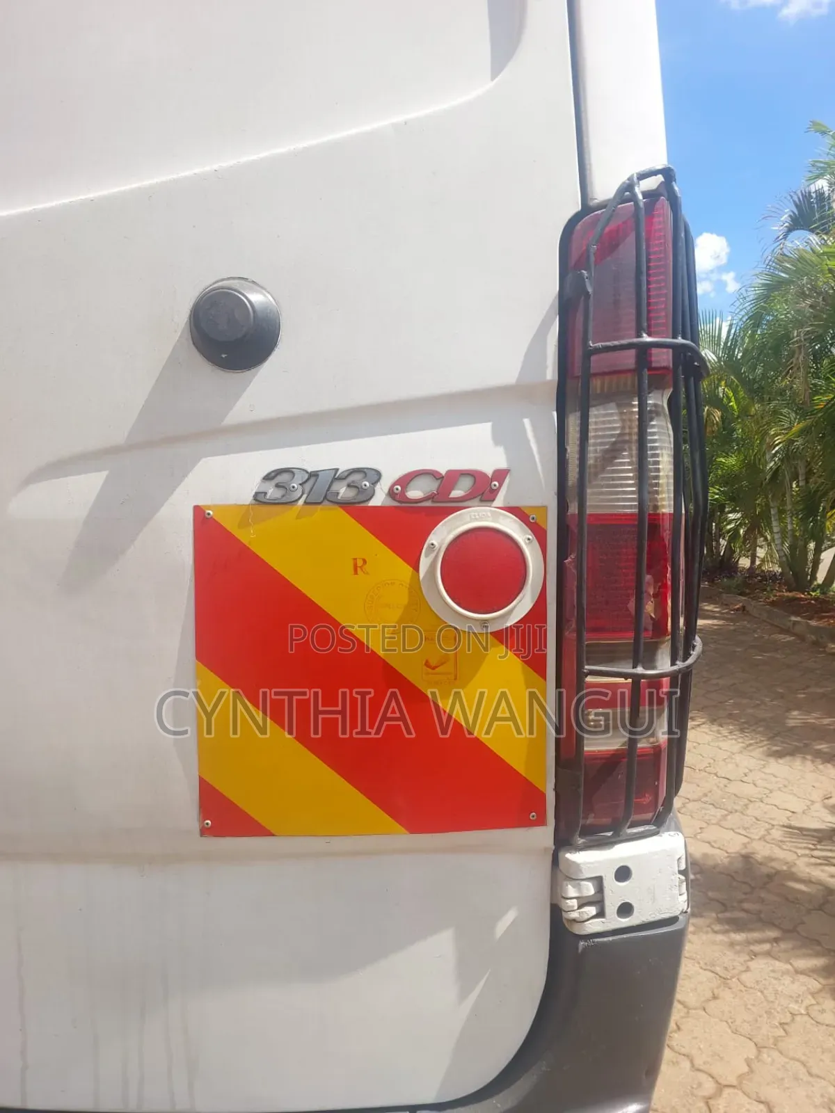 Mercedes-Benz Sprinter 2013 White