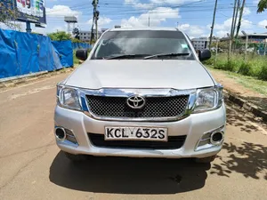 Toyota Hilux 2011 Silver