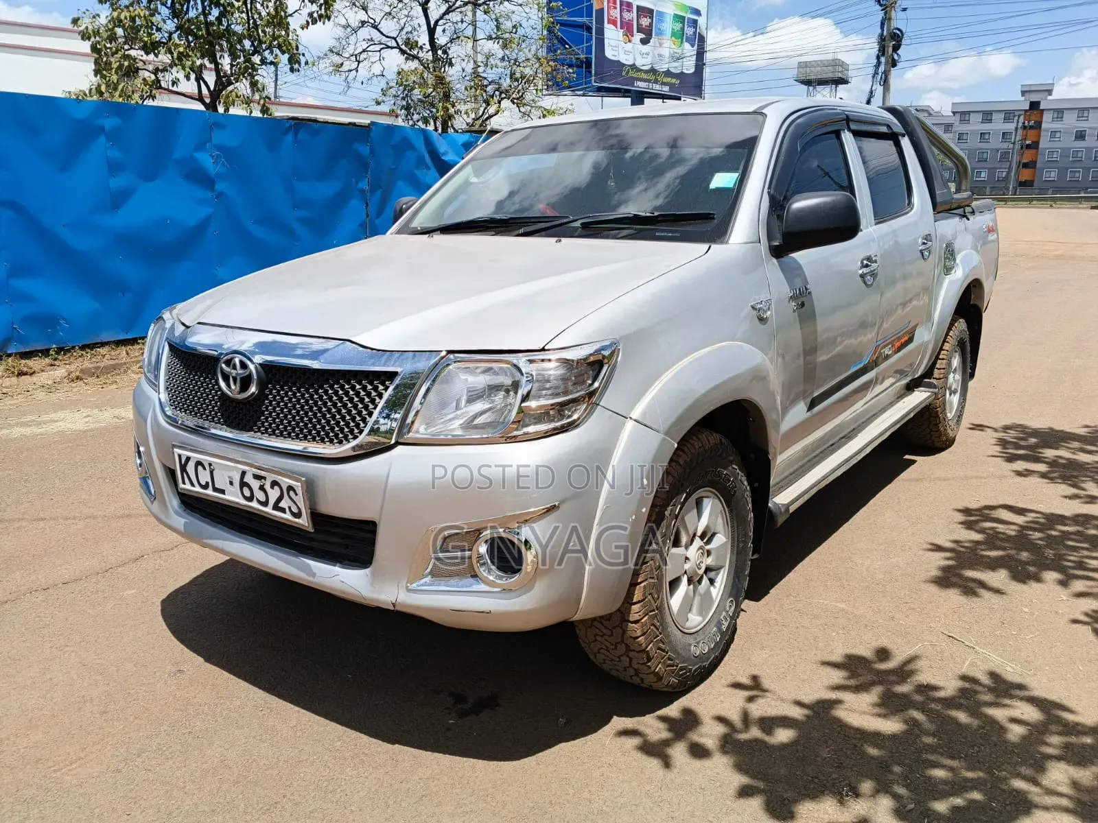 Toyota Hilux 2011 Silver