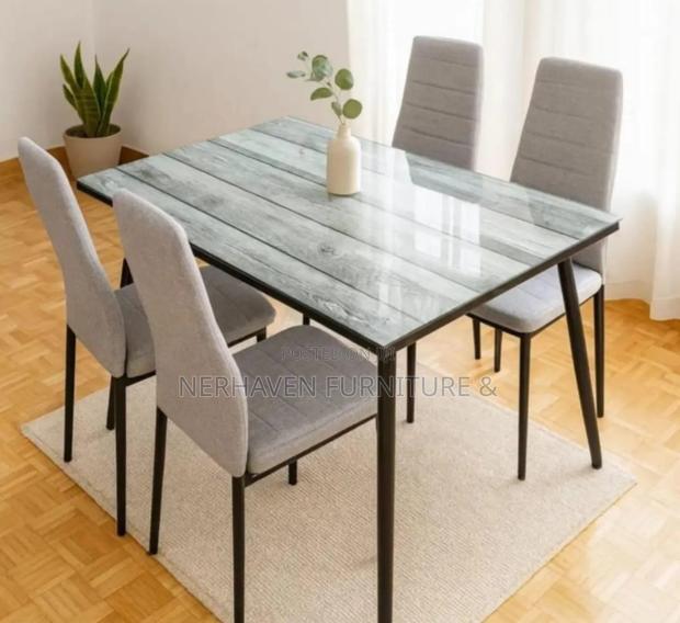 4 Seater Dining Set Modern Design