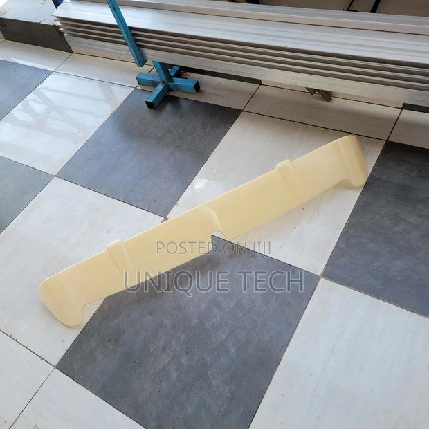 Universal Nissan Note Rear Spoiler