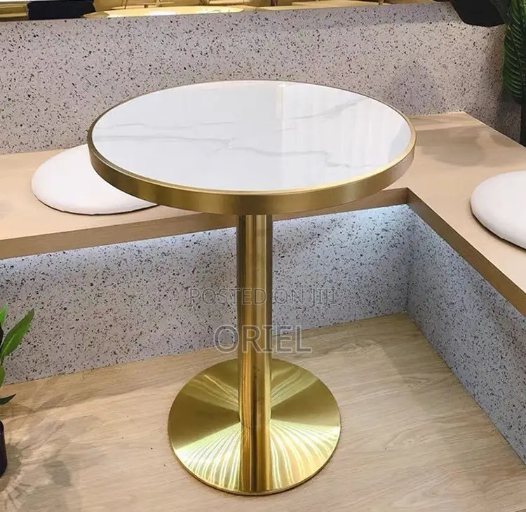 Dining Tables :- Modern Round Table for Dining Room Kitchen