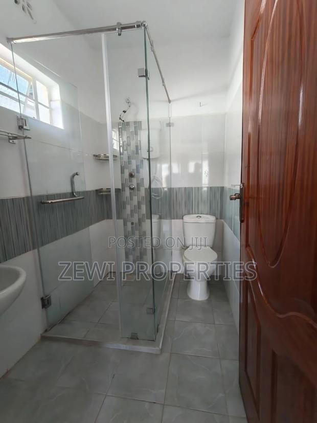 3bdrm Bungalow in Kandisi for sale - thumbnail 9