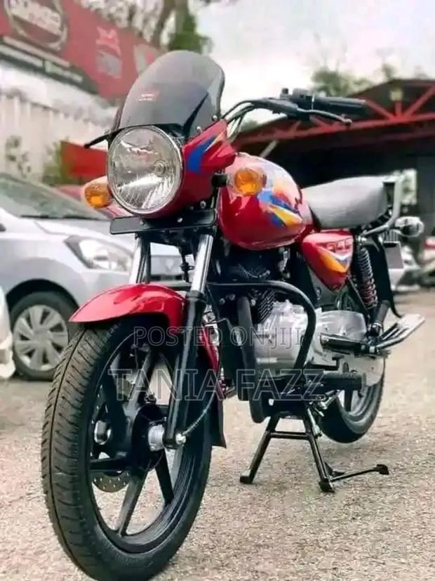 New Bajaj Boxer 2025 Red - main view