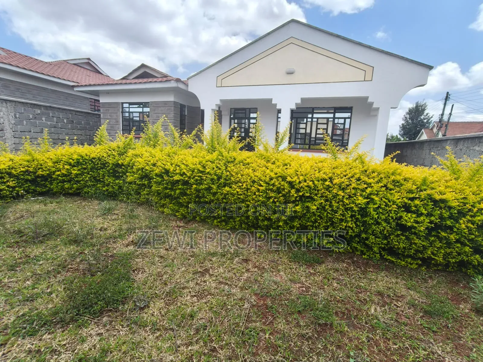 3bdrm Bungalow in Rimpa for sale