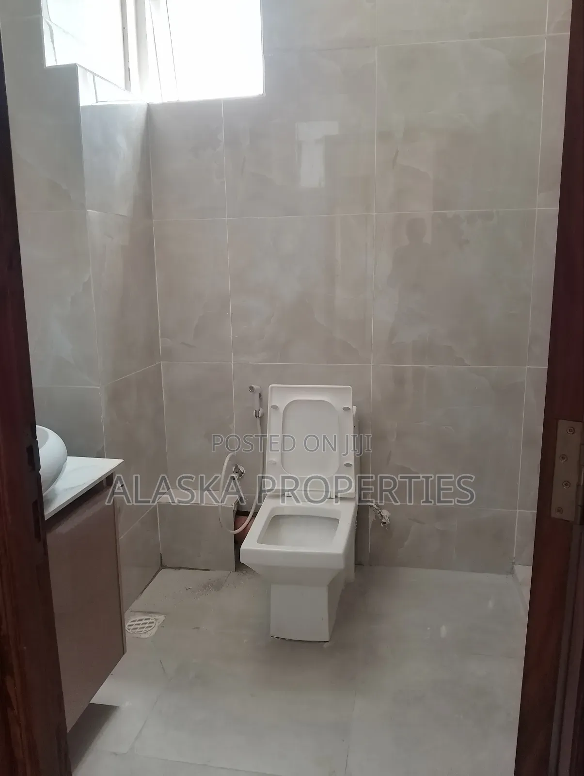 3bdrm Apartment in Nyali Estate for rent