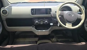 Toyota Passo 2015