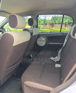 Toyota Passo 2015
