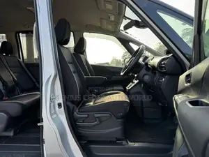 Nissan Serena 2019