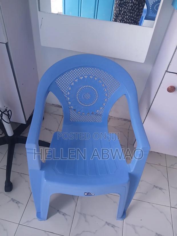 Salon Chair