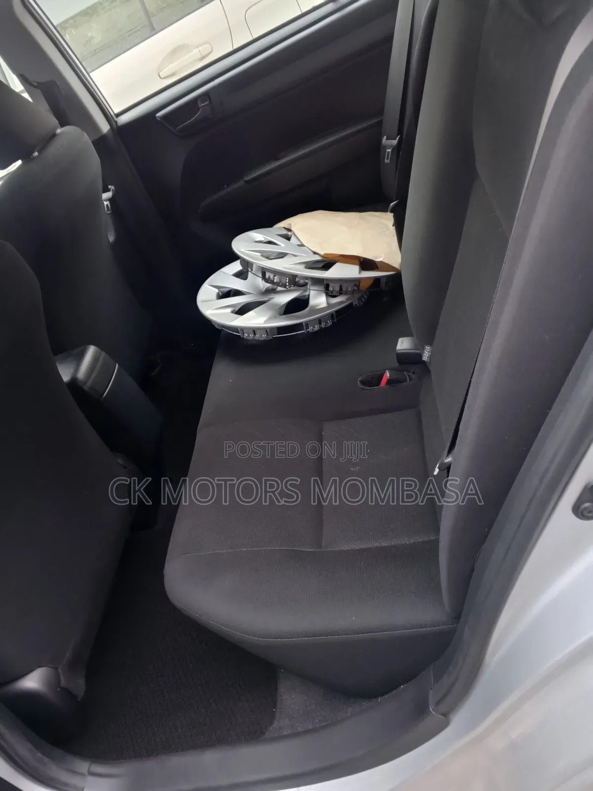 Toyota Axio 2019 Silver