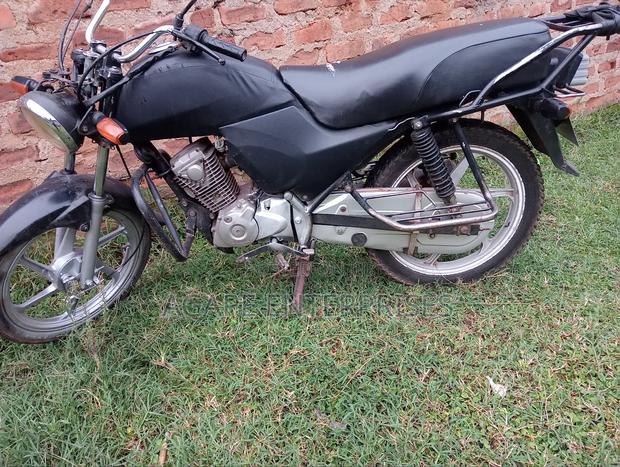 Honda CB 2020 Red - thumbnail 5