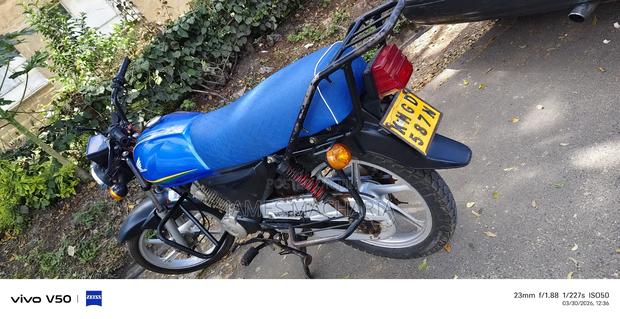 Honda CB 2025 Blue - thumbnail 3