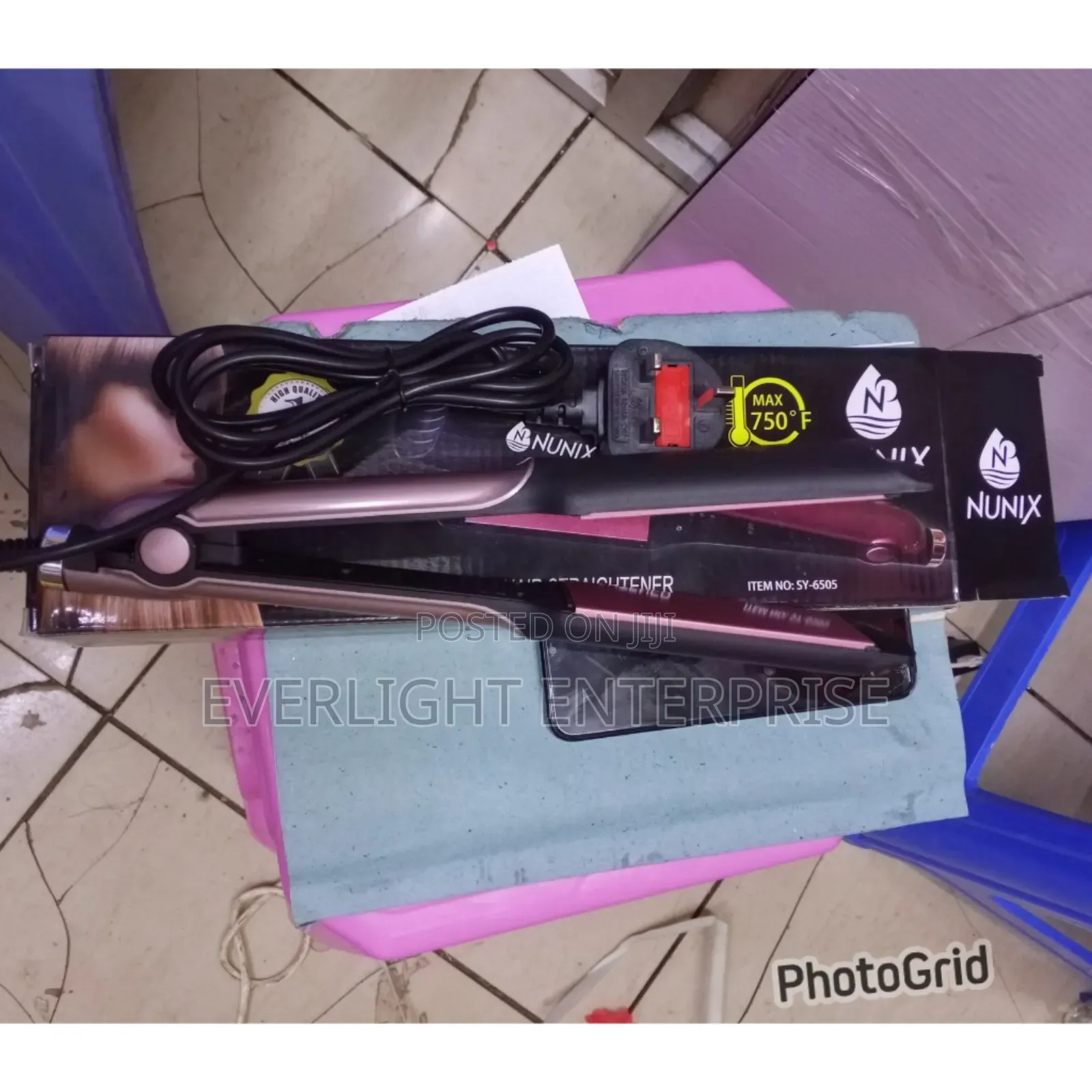 Nunix Hair Straightener