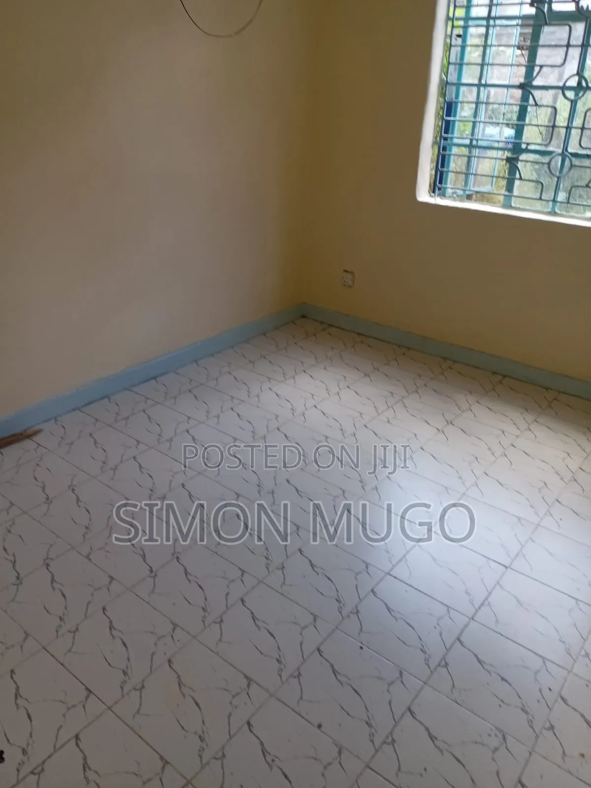 3bdrm Maisonette in Komarock for sale