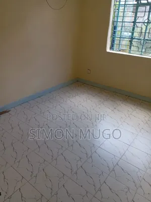 3bdrm Maisonette in Komarock for sale