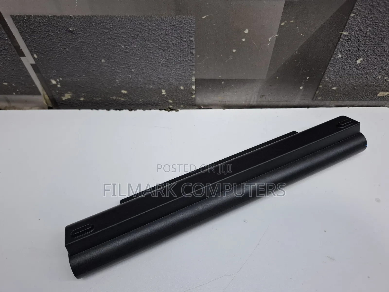 Dell Latitude V131 3340 Battery Model Yfdf9, Yfof9, 5mtd8 Battery