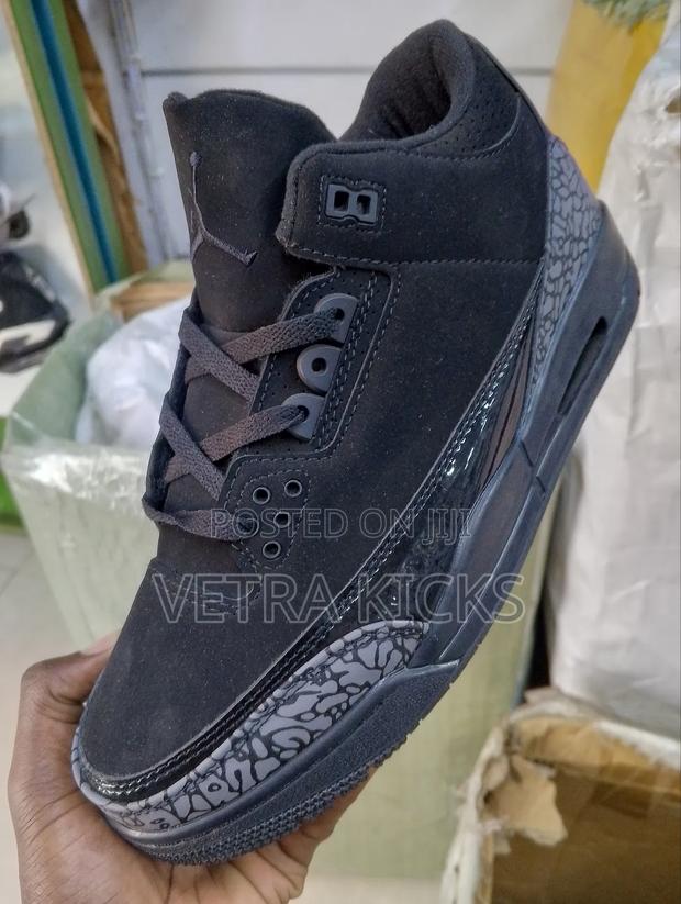 Air Jordan 3 – Black Cat – Iconic Streetwear Sneakers