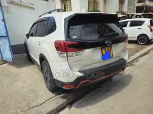 Subaru Forester 2018 White