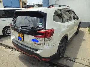 Subaru Forester 2018 White