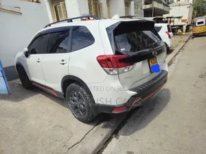 Subaru Forester 2018 White