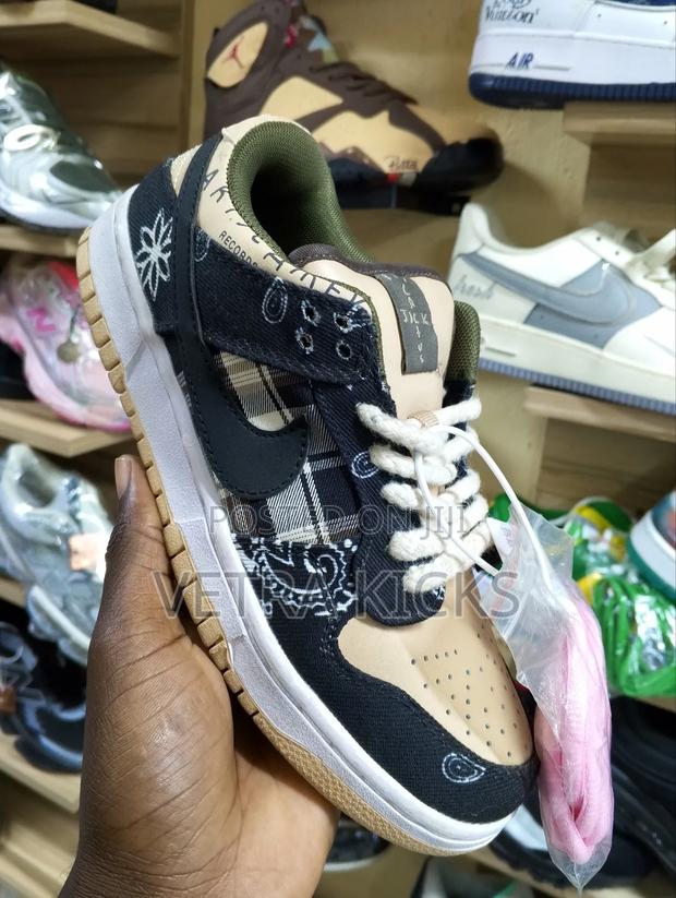 Air Jordan 1 Low Cut Sb Dunk Custom – Trendy Streetwear Sneakers