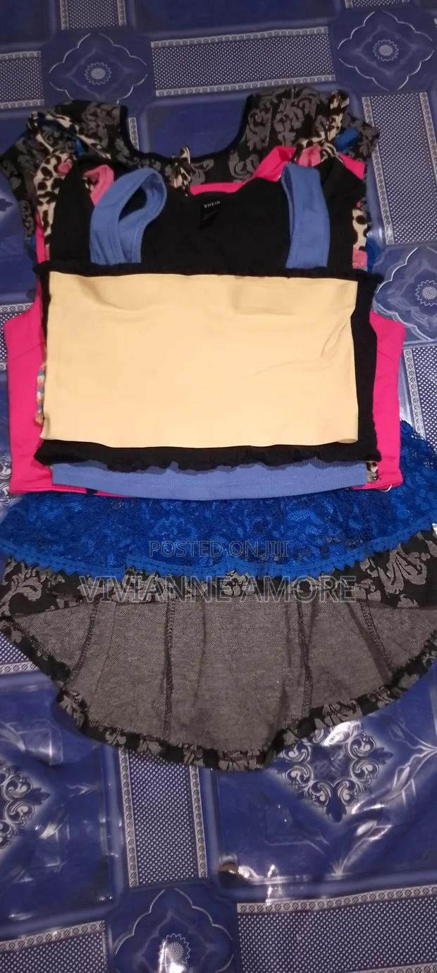 Crop Tops. - main view