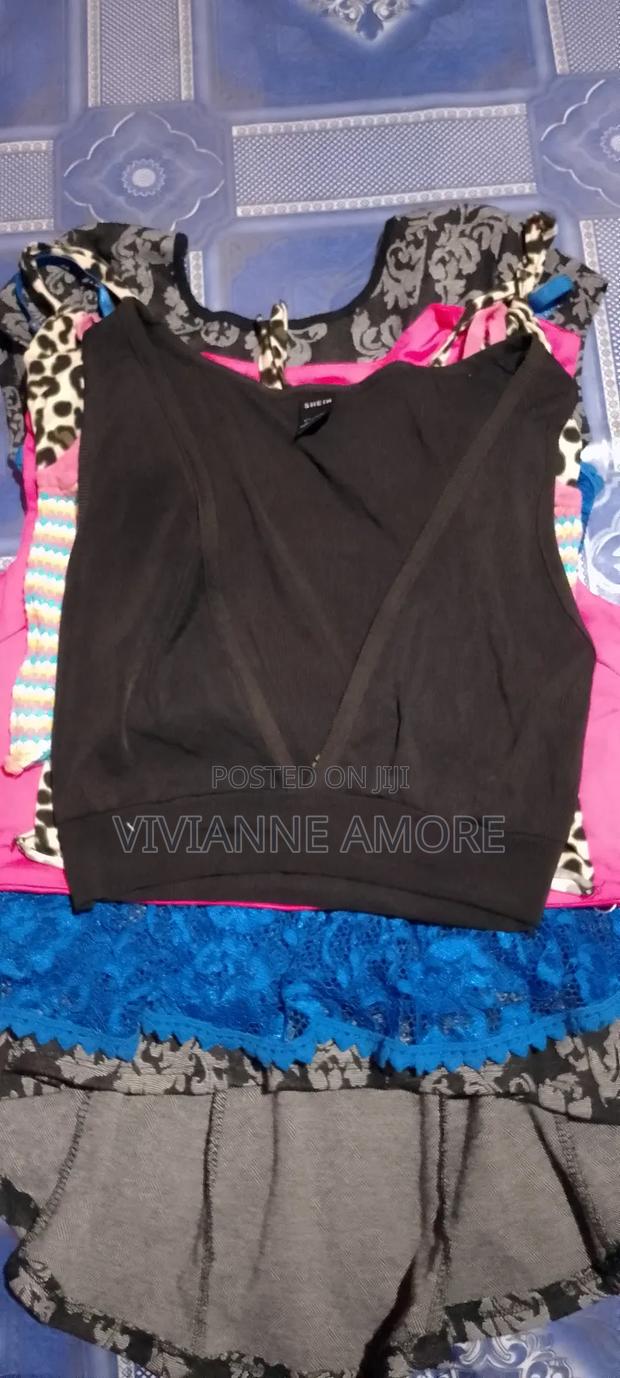 Crop Tops. - thumbnail 4