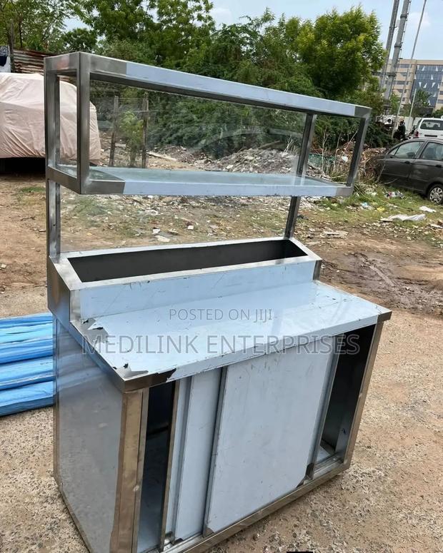 Custom Food Service Open Chamber With a Storage Bay - main view