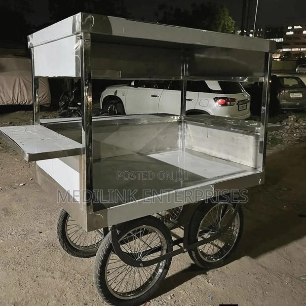 Movable Industrial Food Preparation Trolley
