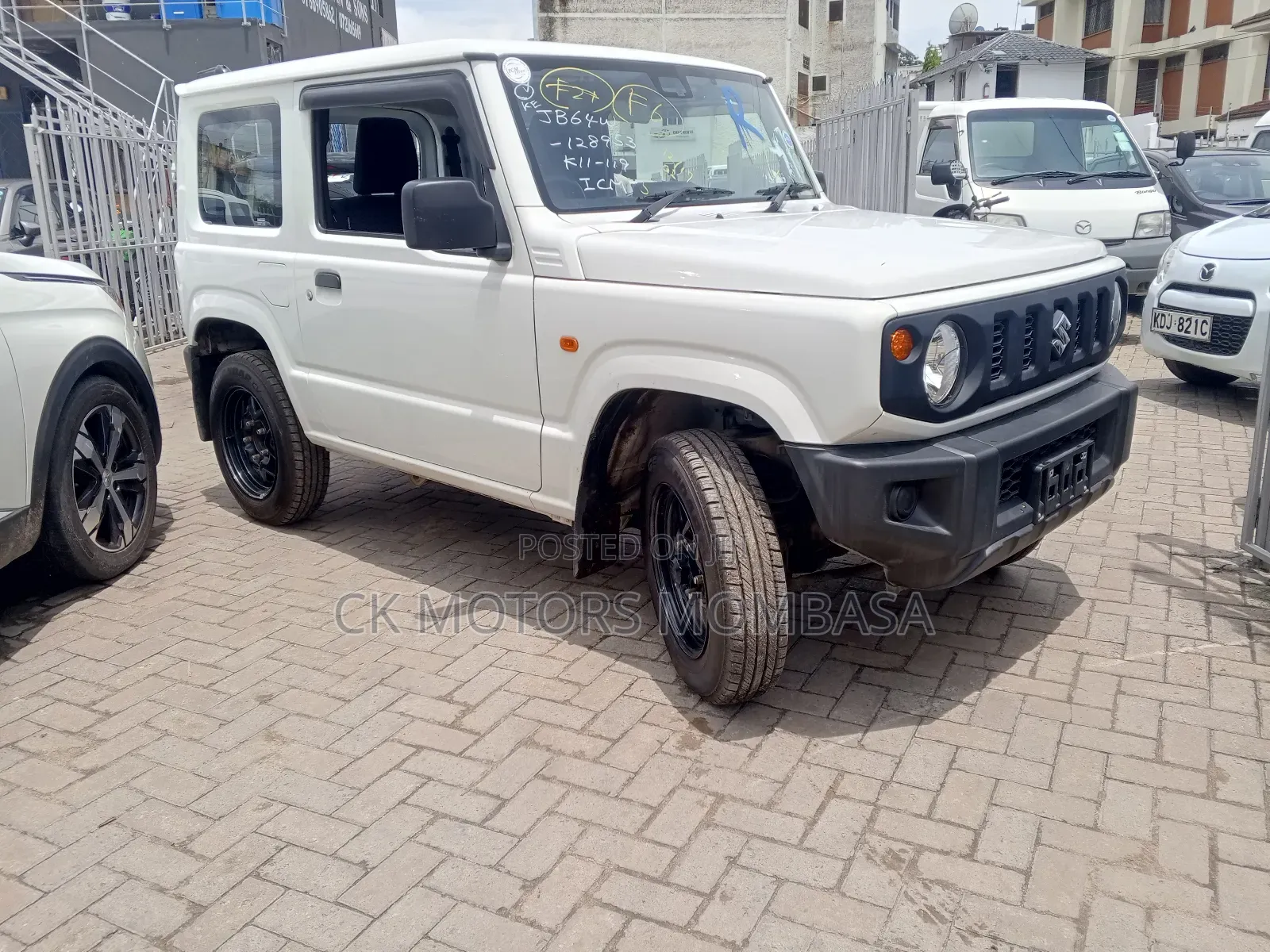 Suzuki Jimny 2019 White