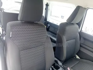 Suzuki Jimny 2019 White