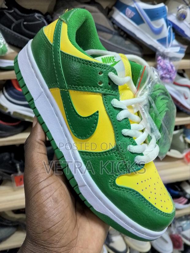 Jordan 1 Sb Dunks Green Yellow