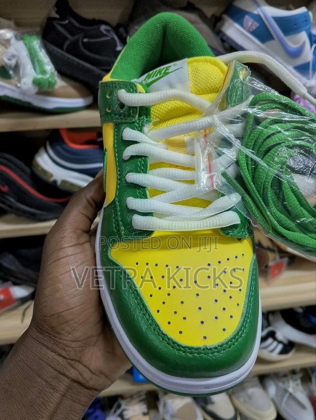 Jordan 1 Sb Dunks Green Yellow - thumbnail 2