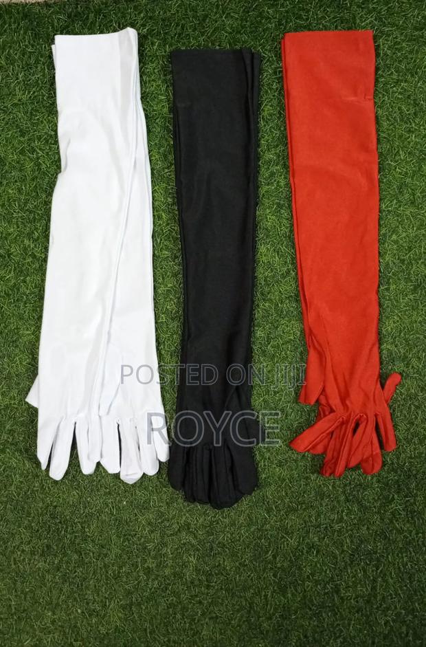 Elegant Opera Gloves - thumbnail 2