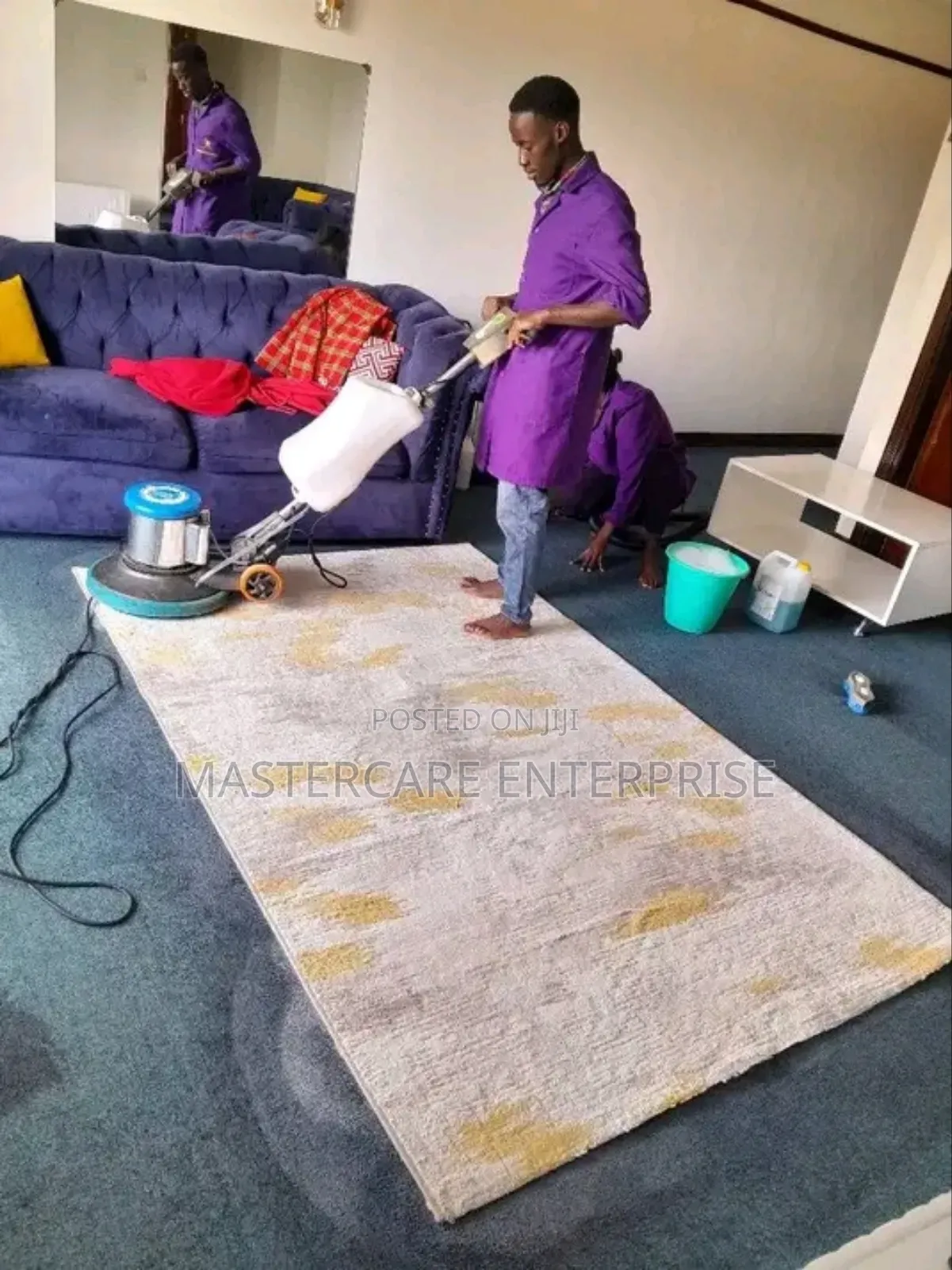 Vacuum Carpet Cleaning