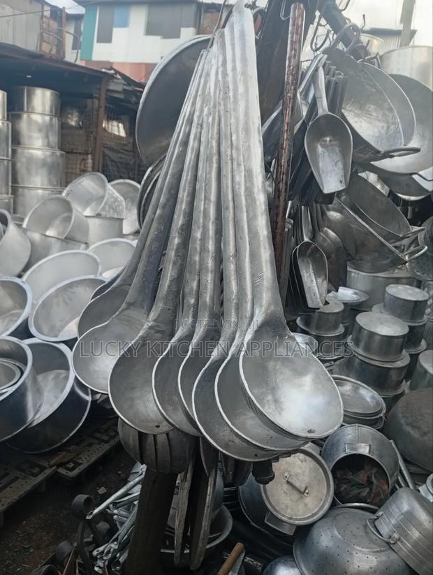 Surfing Spoons. - main view